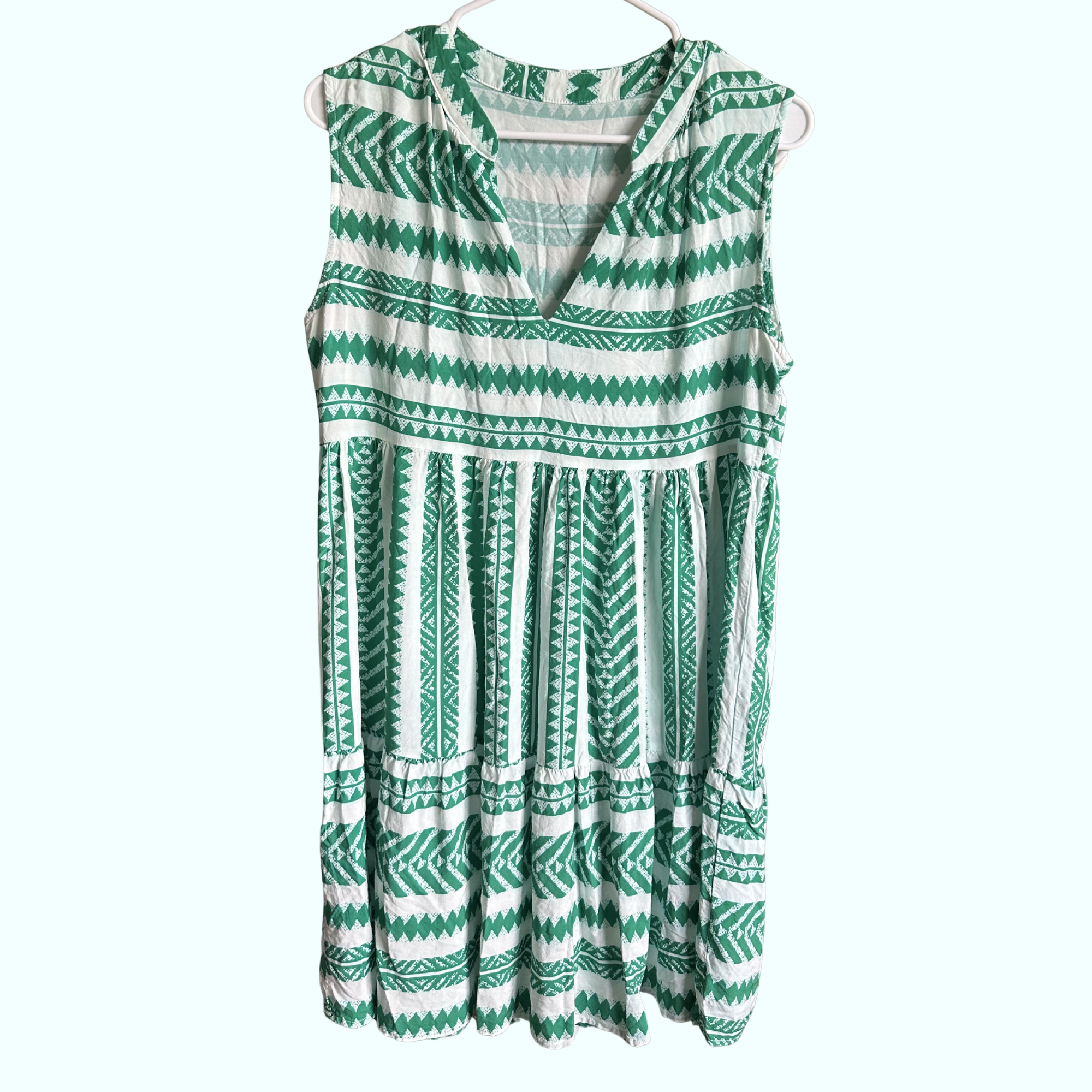 Sz L - Green & White Dress