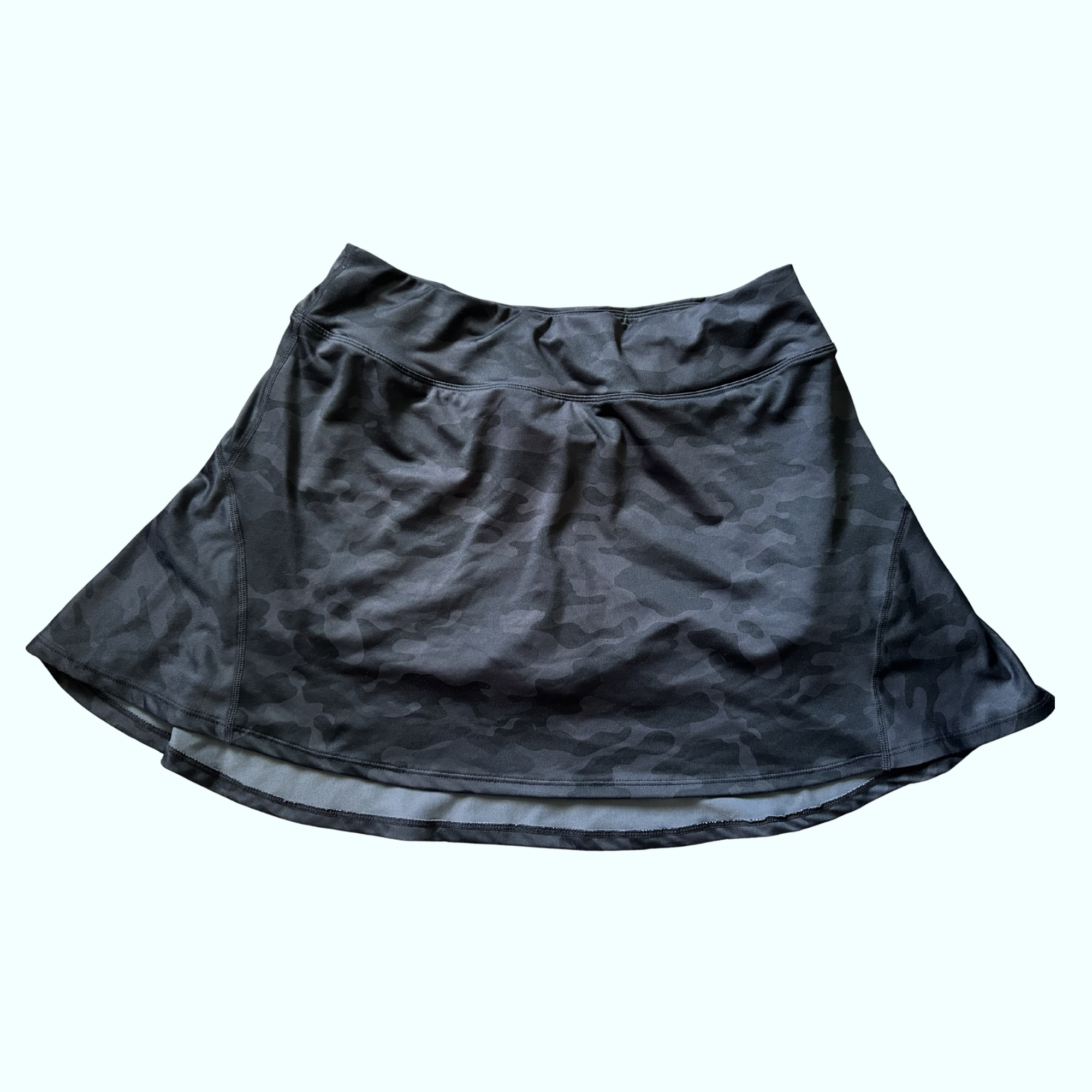 Sz L - Athletic Skirt with Built In Shorts