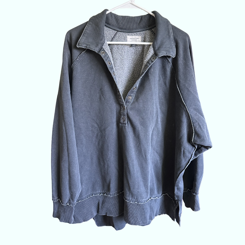 Sz L - American Eagle Sweater