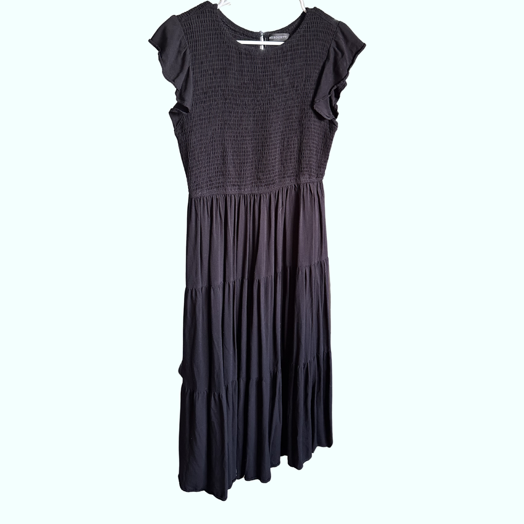 Sz L - Black Ruffle Sleeve Dress