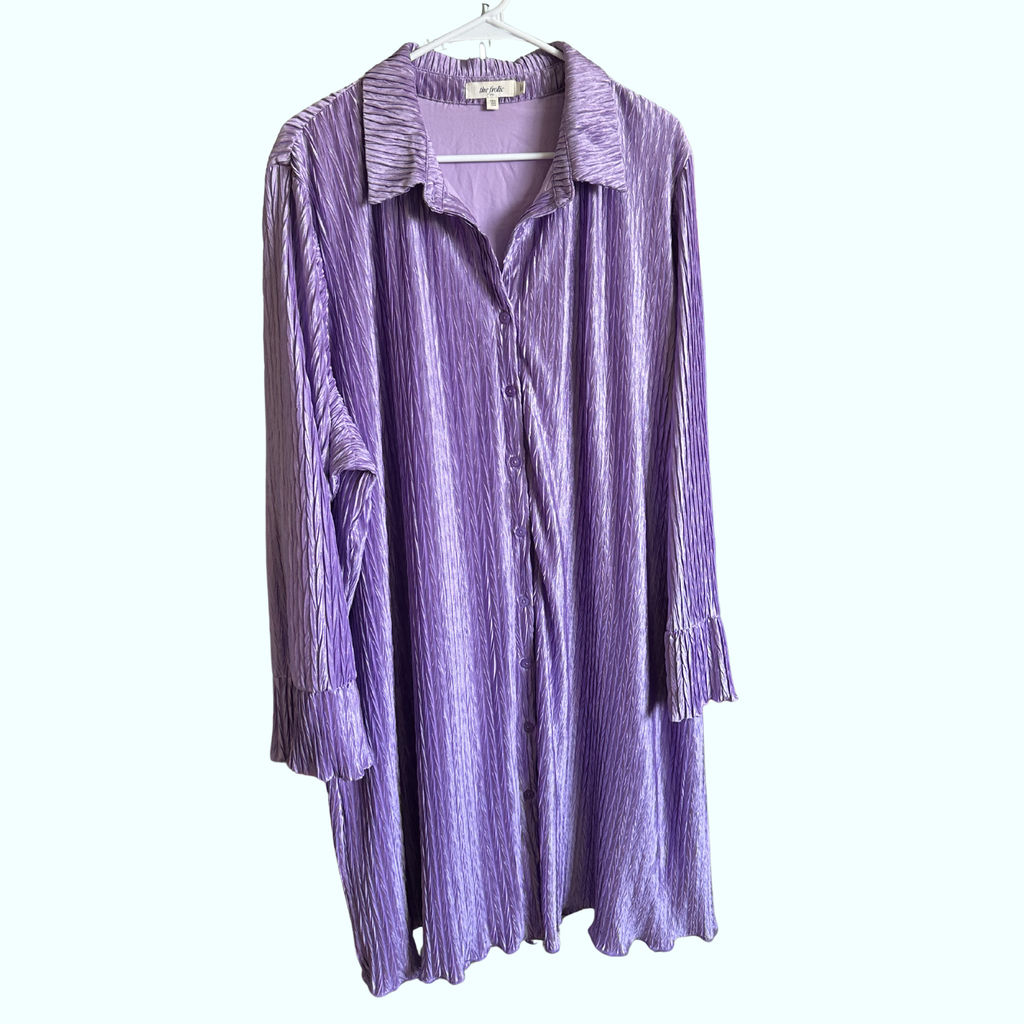Sz 22 - ASOS / The Frolic Plisse Dress Shirt
