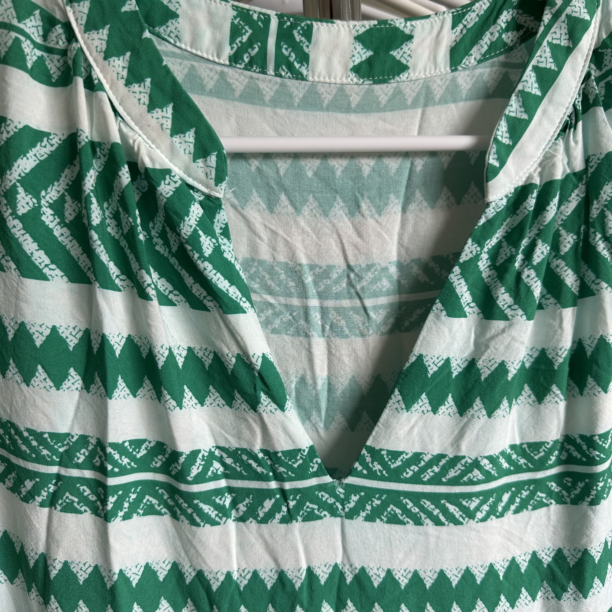 Sz L - Green & White Dress