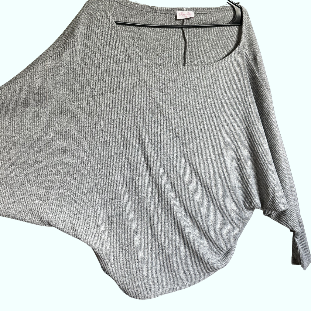Sz L/XL - Pink Lily Batwing Gray Top