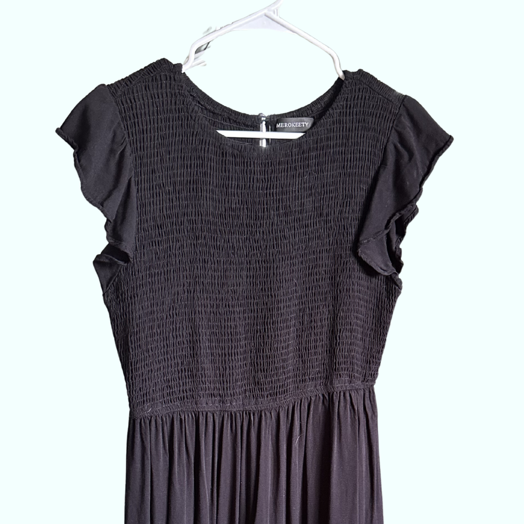 Sz L - Black Ruffle Sleeve Dress