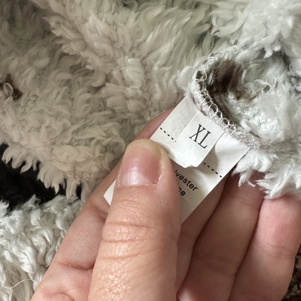 Sz XL - Cowprint Vest