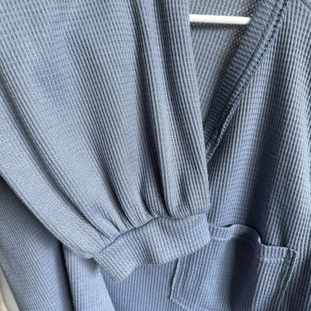 Sz XL - Wide Neck Top