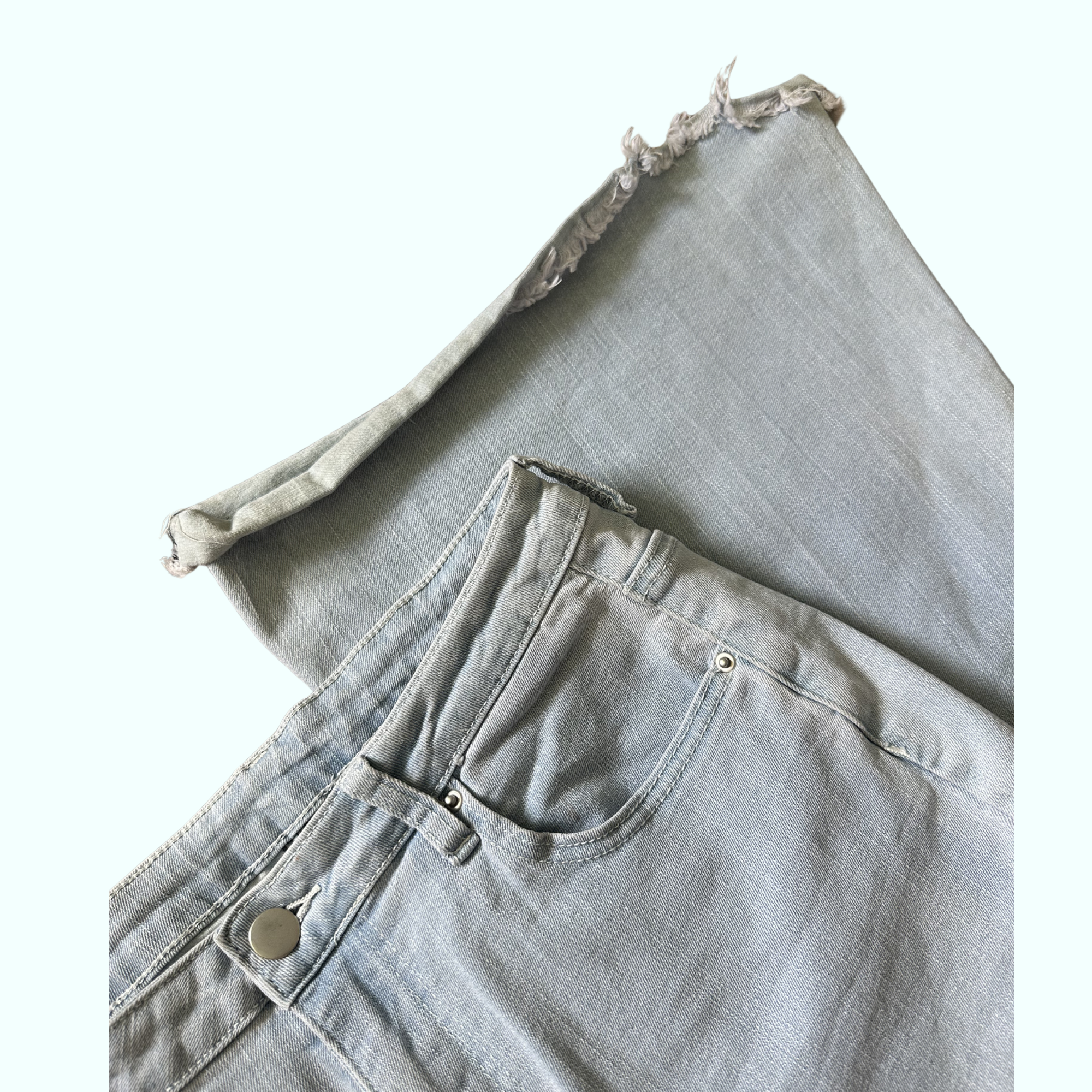 Sz L (run small) - SHEIN Bellbottoms Light Wash
